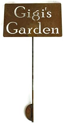 Family Name Gift Garden Stake 20 to 33 Inches Tall (Gigi's Garden, Medium 23" Tall) - Image 2