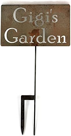 Family Name Gift Garden Stake 20 to 33 Inches Tall (Gigi's Garden, Large 28" Tall) - Image 2