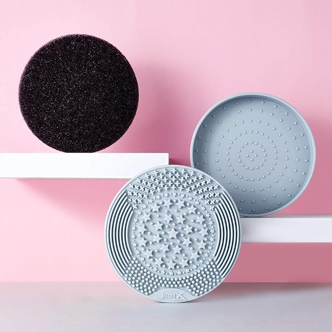 Jessup Makeup Brush Cleaning Mat with Color Removal Sponge, 2 in 1 Silicone Makeup Brush Cleaner (Sachet Pink), A005