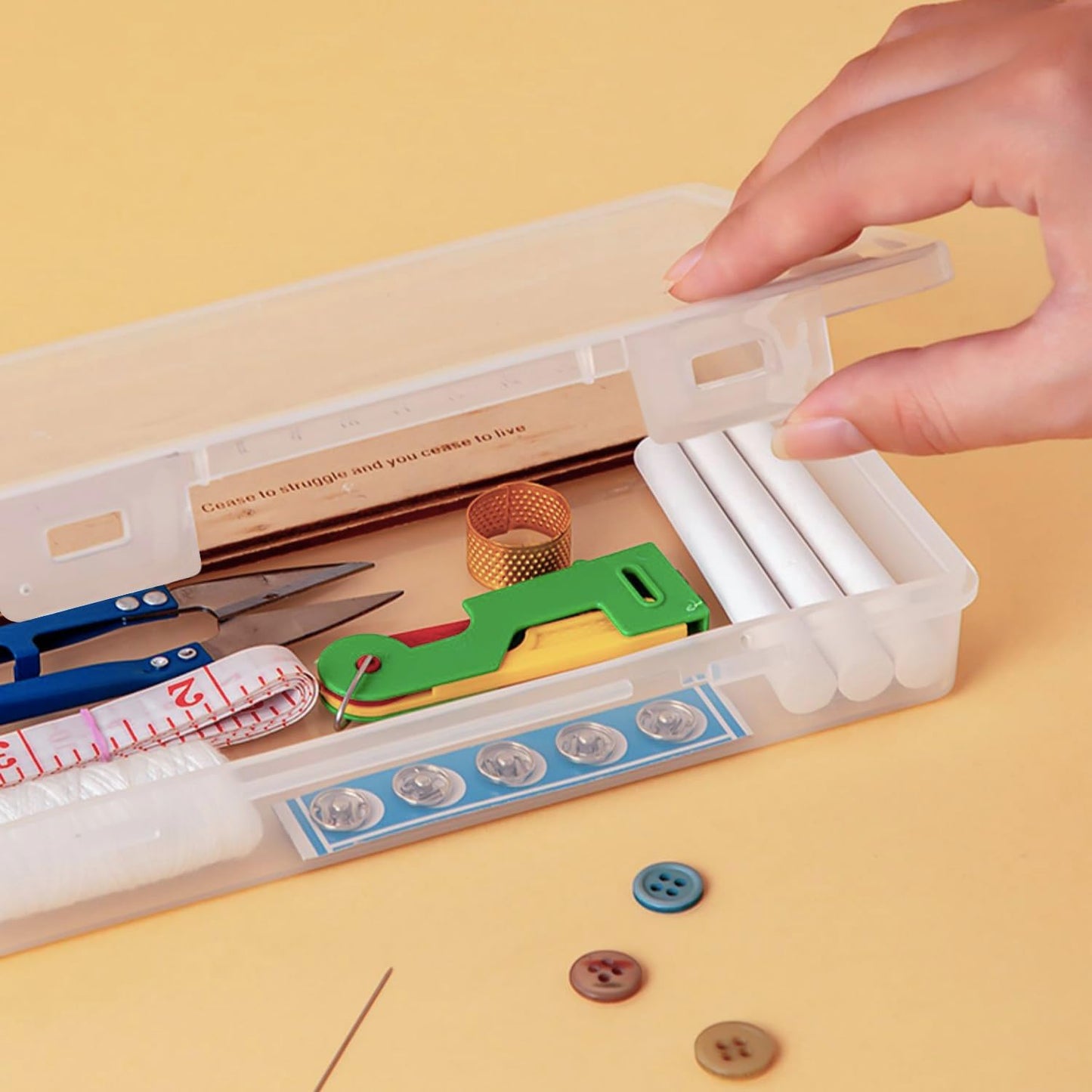 Rocutus Clear Plastic Storage Containers, 8 Pack Mini Beads Box With Hinged Lid, Large Size (7.7 x 4.1 x 1.6 Inches)