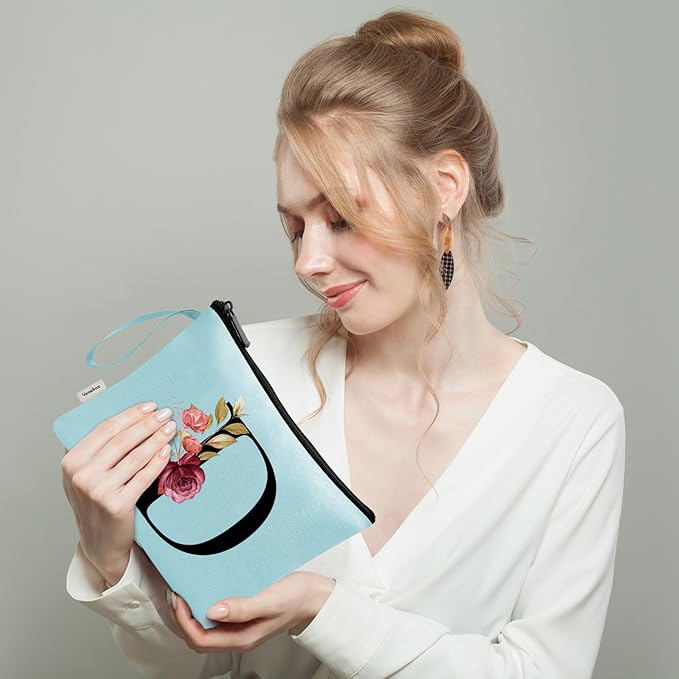 Vavabox A-Z Personalized Makeup Bag, Birthday Gifts for Women Mom, Gifts for Best Friend, Bride Bridesmaid Cosmetic bag (D, Green)