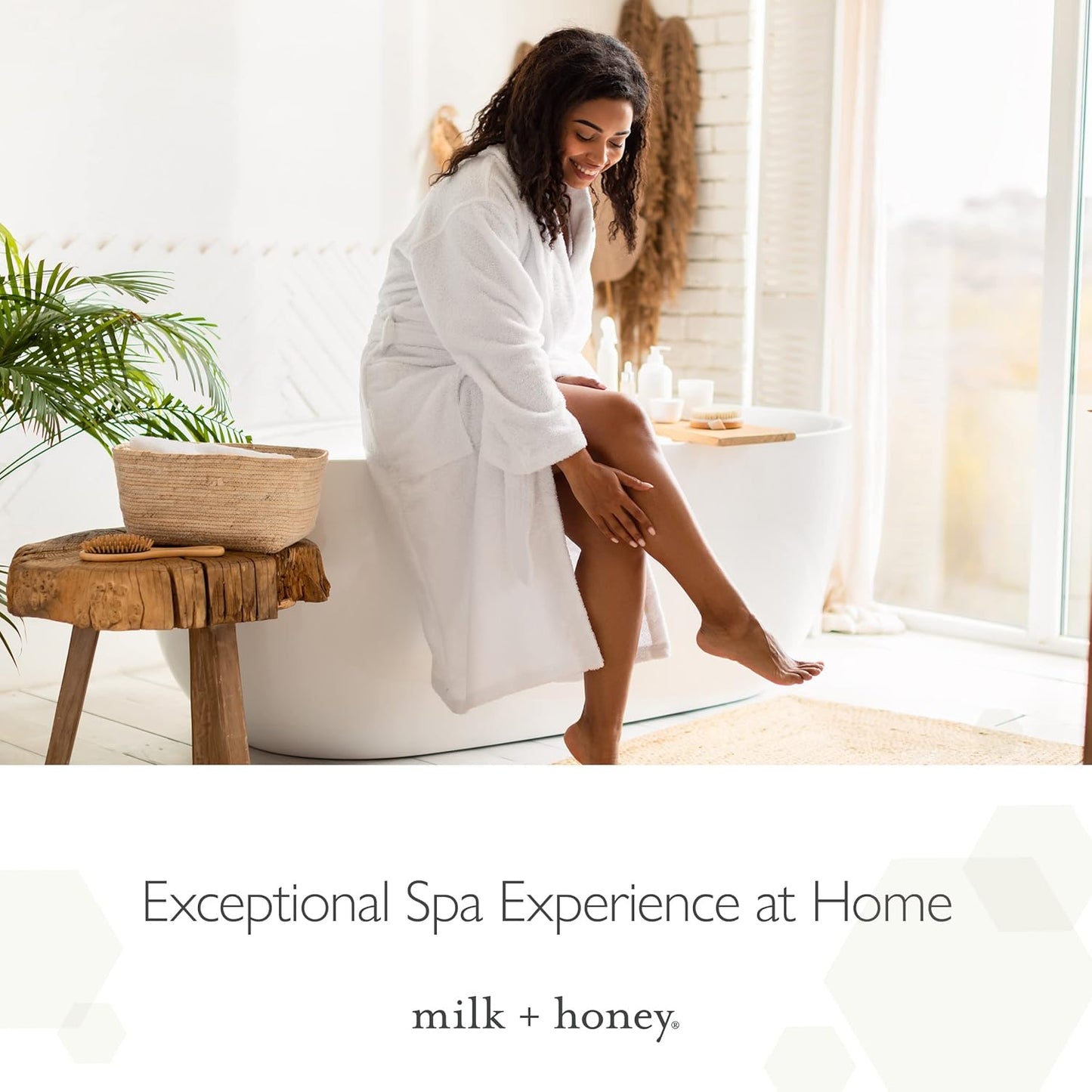 milk + honey Exfoliating Body Scrub No. 5 – Natural Sea Salt & Sugar Polish with Coconut, Lemon & Vanilla – Gentle Scrub for Sensitive Skin, Women & Men – 7 oz