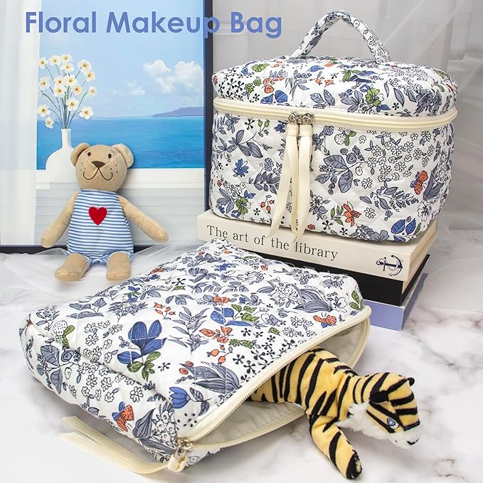 PAZIMIIK Quilted Makeup Bag Large Travel Zipper Soft Cosmetic Pouch for Women Girls Make Up,Leaf White